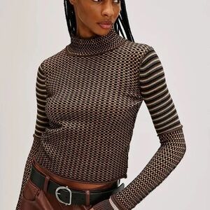 WE THE FREE GAMER CUFF SWEATER SIZE XL